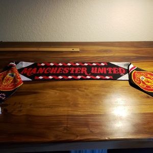 Manchester United skarf kids or banner 7" x 58"